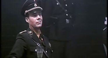 യുവ റഷ്യൻ സ്ലട്ട് ഒരു ക്ലയന്റ് കണ്ടുമുട്ടി അങ്ങനെ ലാസ്സിവിയസ്