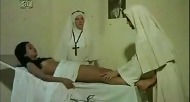 കം ഒരു ഭാഗം വേണ്ടി ബുക്സമ്യ് പഴയ ദിവാ നിന്ന് ഡ്രൊഒലിന്ഗ് വാങ്ക്