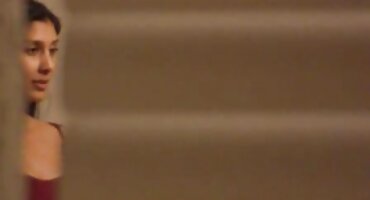 ഷാംപെയിൻ കുടിച്ചു സ്നേഹം ഉണ്ടാക്കുവാൻ ഒരു മനുഷ്യൻ ക്ഷണിച്ചു