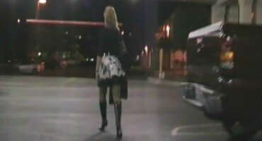 ലാറ്റിന അവളുടെ ഇരുണ്ട തൊലിയുള്ള കാമുകൻ കൂടെ ഫക്ക് സന്തോഷമുണ്ട്