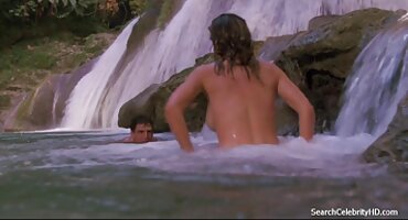 ചാരപ്പണി സഹോദരി ചിത്രീകരിച്ചത് അക്രമാസക്തമായ കൂടിക്കാഴ്ച കിടപ്പുമുറിയിൽ