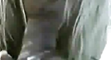 ബസ്റ്റി പക്വതയുള്ള ബ്ലൊഗ് കുളം ഒരു മനുഷ്യൻ കോപുലേറ്റ്സ്