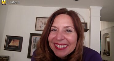 ഇടുങ്ങിയ തുമ്പിക്കൈ അനലോഗ് സ്നേഹിക്കുന്ന മിൽഫ്