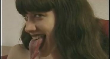 നൂഡൂഗ നഗ്നനായി പരിശീലകനുമായി വികാരാധീനനായ ലൈംഗികതയിലേക്ക് നയിച്ചു