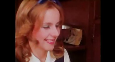 ലുസിഒഉസ് ബ്ലൊംദിഒഉസ് മൂന്നു വിരലുകൾ എടുത്തു കുണ്ണയിൽ മസാജ് കം