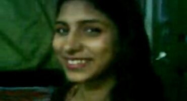 കാട്ടിൽ, ഒരു കറുത്ത സ്ത്രീയുമായി ലൈംഗിക ബന്ധത്തിൽ ഏർപ്പെടുന്നു