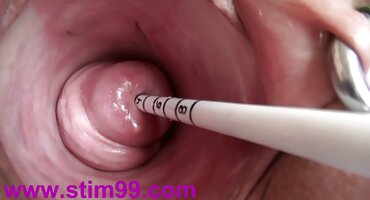 രണ്ട് പുരുഷന്മാർ സെല്ലുലൈറ്റ് നിംഫോയുടെ കൊഴുപ്പ് ഫക്ക്ഹോളുകളുമായി അറ്റാച്ചുചെയ്തിരിക്കുന്നു