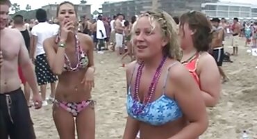 പക്വതയുള്ള സെക്സ് പോട്ട് അവളുടെ കാമുകൻ