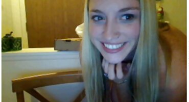 ഗ്ലാസ് വഴി പെൺകുട്ടിയെ വശീകരിച്ചു കിടപ്പറയിൽ ചൂടുള്ള ലൈംഗിക ഉണ്ടായിരുന്നു