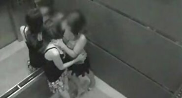 ചാരനിറത്തിലുള്ള ചാരപ്പണി ഒരു ചൂടുള്ള ഫക്ക് അവസാനിച്ചു