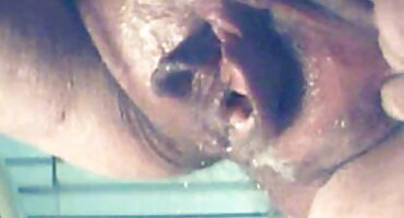 അശ്ലീല കാസ്റ്റിംഗിൽ ഒരു കഠിനമായ ബോണർ നട്ടു ഒരു ബ്രൌണിന്റെ കുണ്ടിയിൽ