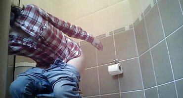 അധ്യാപകൻ അവളുടെ കാമുകി മുന്നിൽ കഴുത വിദ്യാർത്ഥി