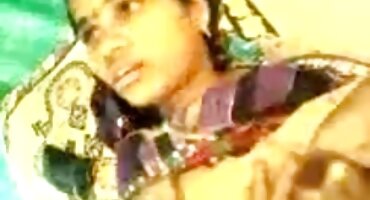 മസാജ് ആകർഷിച്ചു ബസ്റ്റി ക്ലയന്റ് അവളുടെ അത്യാഗ്രഹം ഫക്ക് ഓടുന്നു