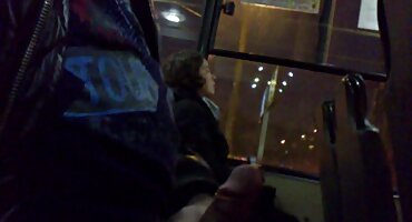 ഏഷ്യൻ സ്ലട്ട് മൈക്കോ ലീ അവളുടെ മുഖത്ത് കം ലഭിക്കുന്നത് സ്നേഹിക്കുന്നു