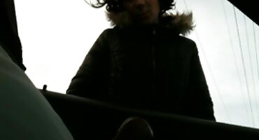 മനസ്സ് നിറയെ ബ്രെറ്റ് റോസ്സി വിരൽ ഇടിച്ചു സ്വയം