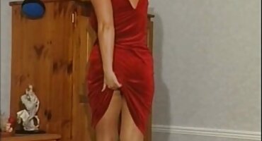 കറുത്ത അയൽക്കാരനെ ചതിച്ചു, ലൈംഗികബന്ധത്തിലേർപ്പെട്ടു