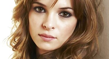 ഏഷ്യൻ പരാജയം കറുത്ത പാന്റീസ് ഒരു ആഴത്തിലുള്ള ബോളിവുഡ് നൽകുന്നു ഡ്രൊഒലിന്ഗ്